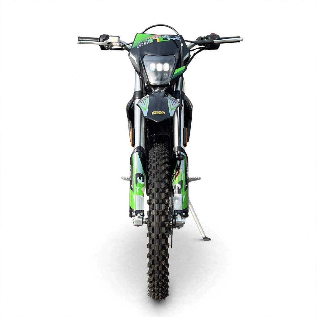 TYE 2025 Green - front view